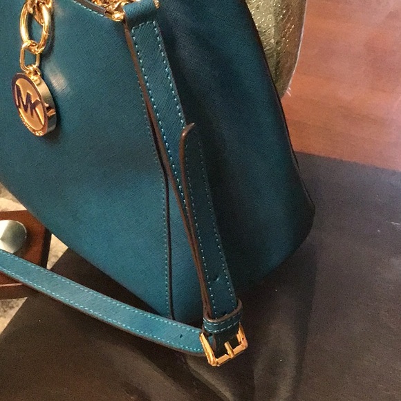 Michael Kors Blue and Gold Satchel!! Very classy!! Get it!!reasonable!! - Picture 4 of 10